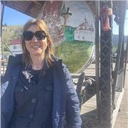 Insegnante di Italiano e Storia impartisce lezioni a studenti delle medie, Licei e Istituti tecnici e professionali e a stranieri